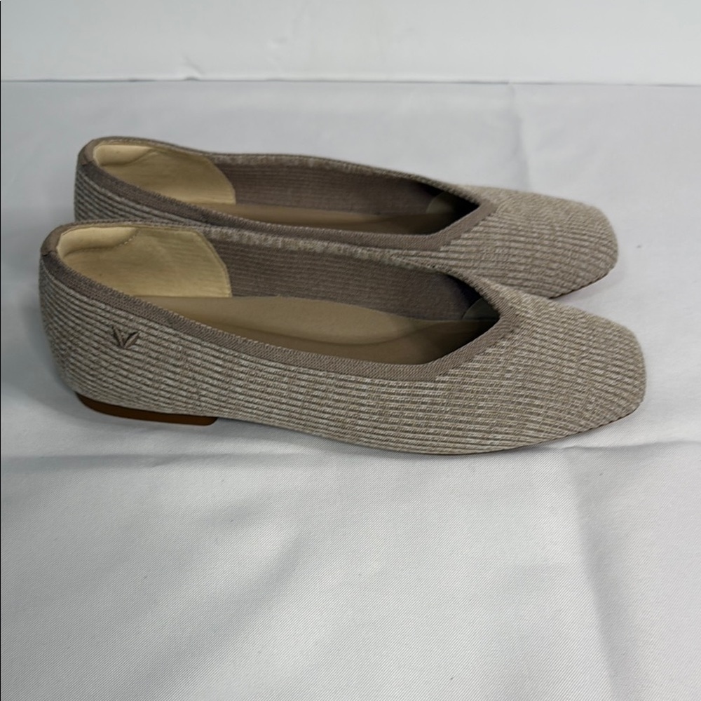 Tan Textured Flats with Rounded Toe - Picture 5 of 7
